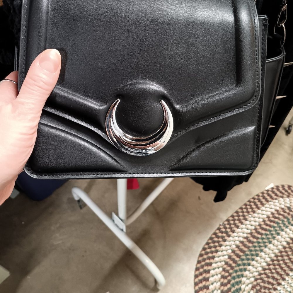 Black moon purse